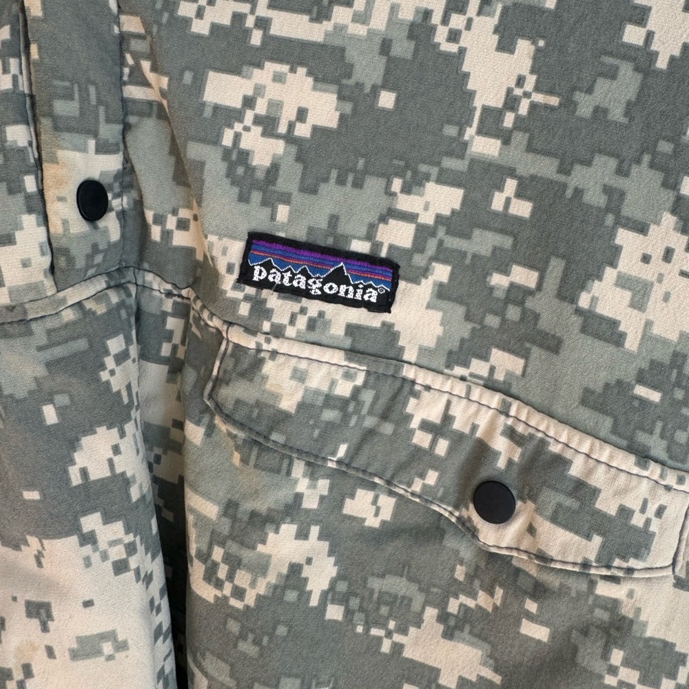 Patagonia Reversible Synchilla Fleece - Digital Camo Large